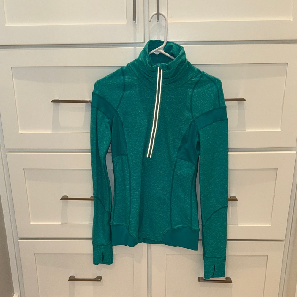 Lululemon Women's Teal Heather Athletic Top